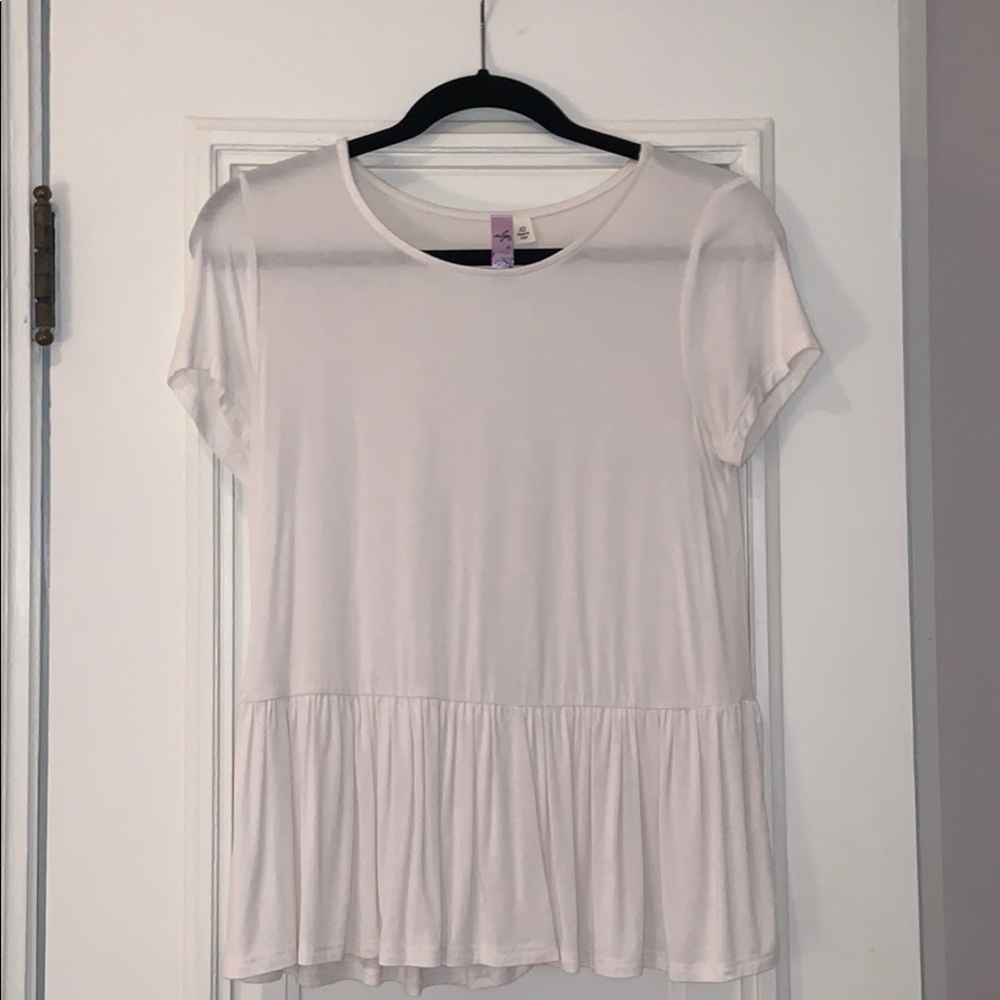 White short sleeve